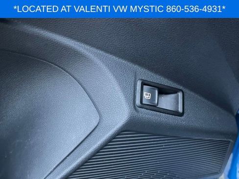 Certified 2023 Volkswagen Taos SE w/ Panoramic Sunroof Package image 33