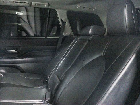 Certified 2025 Toyota Grand Highlander AWD Hybrid image 21