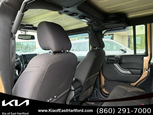 Used 2015 Jeep Wrangler Unlimited Sport w/ Quick Order Package 24S AWD/4WD image 19