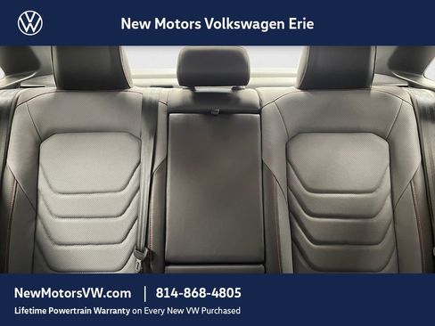 New 2026 Volkswagen Jetta GLI Autobahn FWD image 11