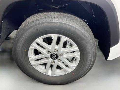 New 2026 Toyota Tundra SR5 image 13