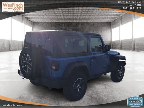 Used 2025 Jeep Wrangler Sport AWD/4WD image 5