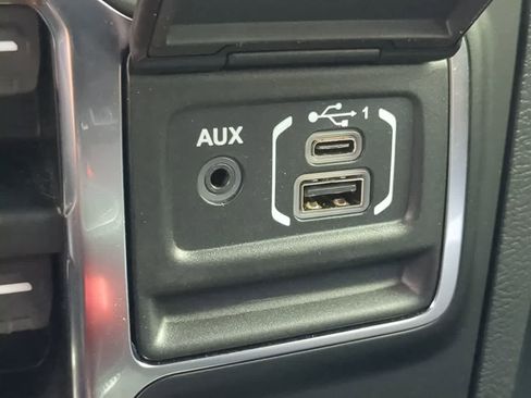 Used 2023 Jeep Wrangler Unlimited Rubicon w/ LED Lighting Group image 31