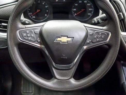 Used 2024 Chevrolet Malibu LT image 14