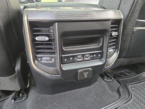 Used 2019 RAM 1500 Limited AWD/4WD image 27