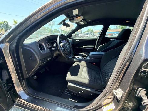 Used 2023 Dodge Charger SXT w/ Cold Weather Package RWD image 41