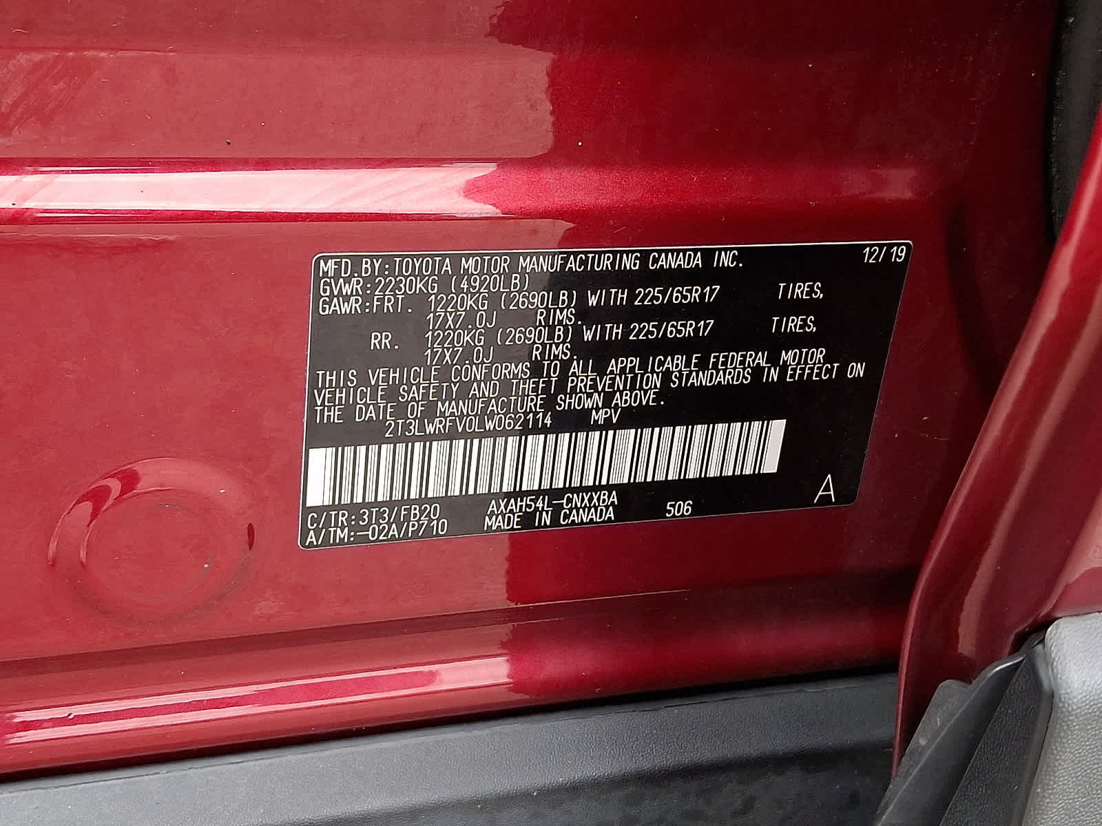 Certified 2020 Toyota RAV4 LE w/ Carpet Mat Package AWD/4WD image 30