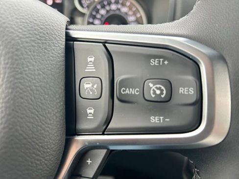 New 2026 RAM 1500 4x4 Crew Cab image 21