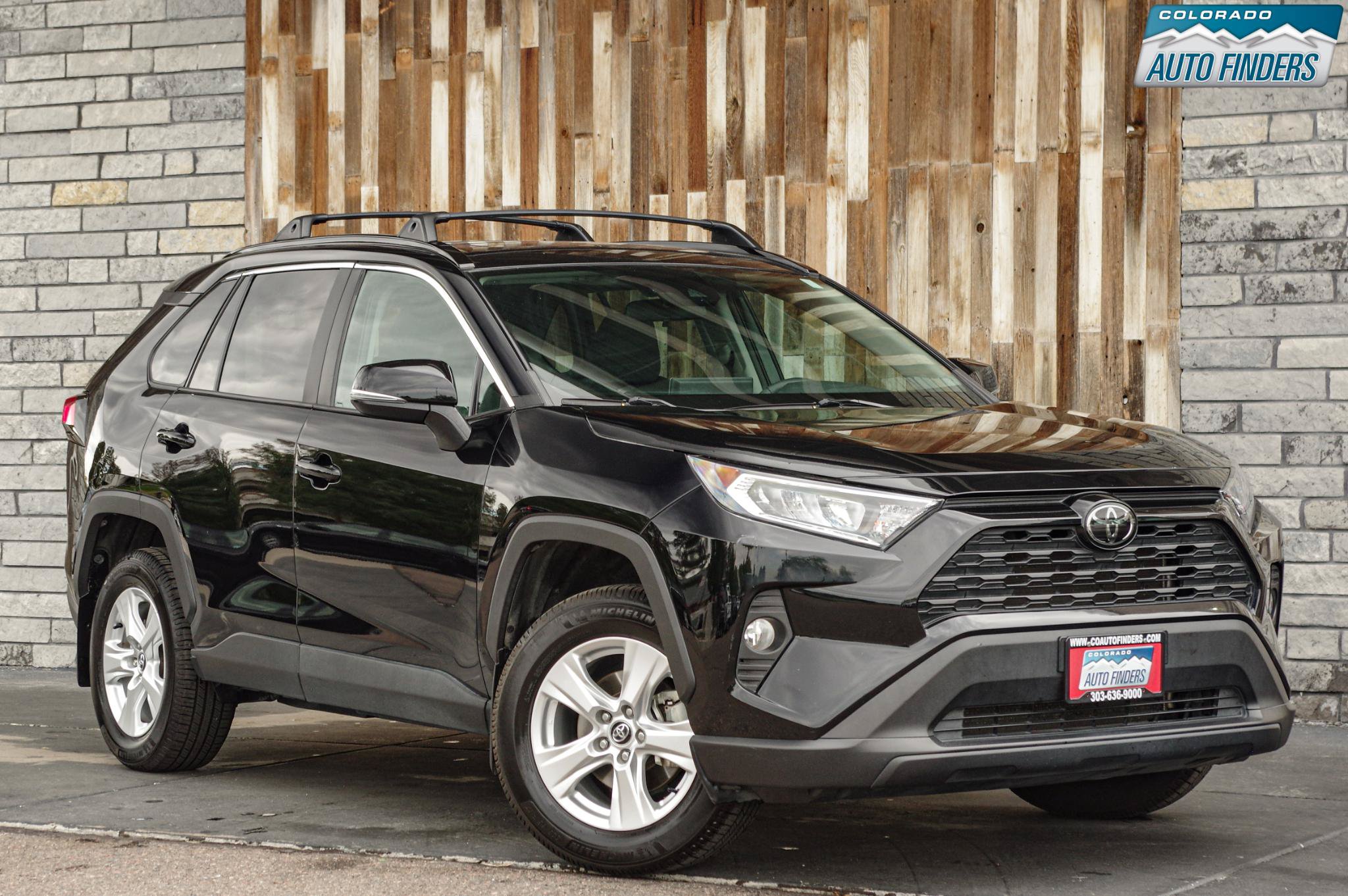 Used 2020 Toyota RAV4 XLE w/ Convenience Package AWD/4WD image 9