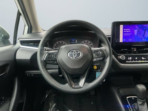 Used 2024 Toyota Corolla LE FWD image 13
