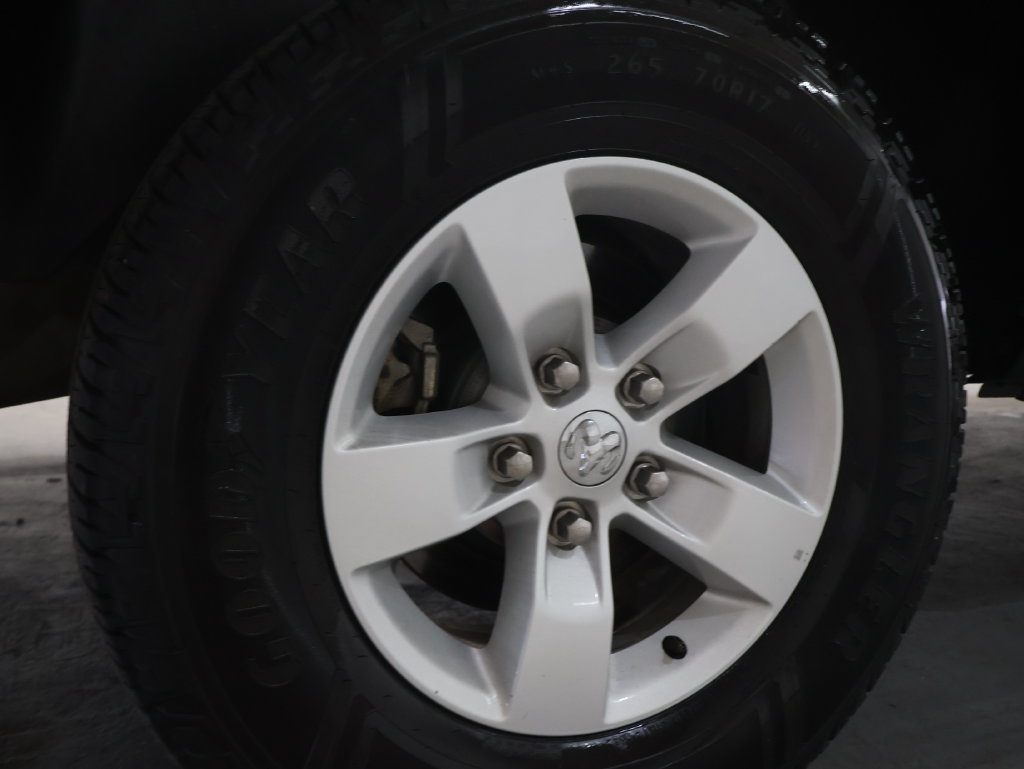 Used 2023 RAM 1500 Classic SLT w/ Trailer & Traction Group AWD/4WD image 31