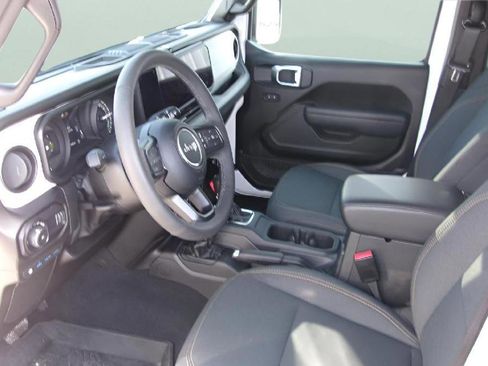 Used 2025 Jeep Wrangler Unlimited Sport S 4xe AWD/4WD image 9