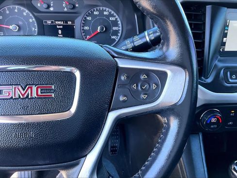 Used 2019 GMC Acadia SLE image 22