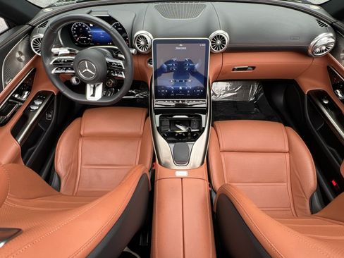 Certified 2022 Mercedes-Benz SL 55 AMG 4MATIC w/ Driver Assistance Package image 28
