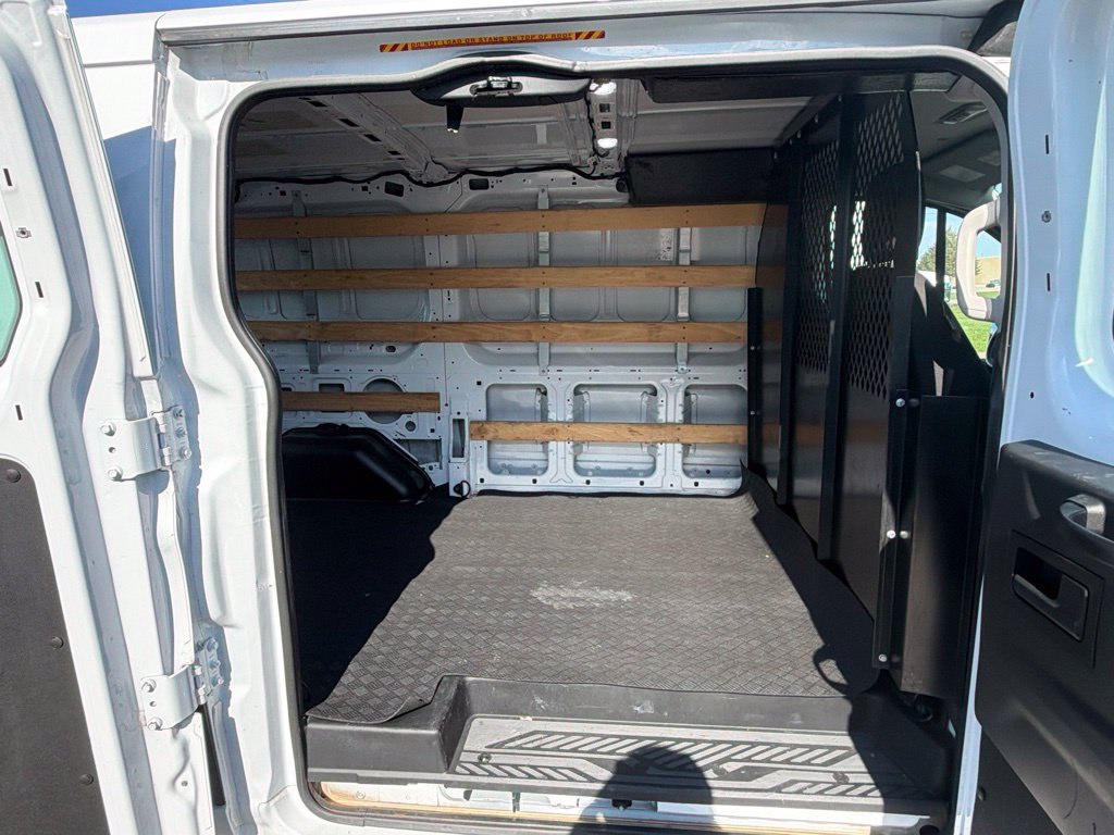 Used 2020 Ford Transit 250 Low Roof w/ Exterior Upgrade Package RWD image 32