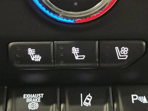 Used 2023 GMC Sierra 2500 Denali w/ Denali Ultimate Package image 16