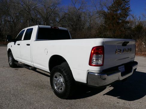 Used 2023 RAM 2500 Tradesman w/ Chrome Appearance Group image 8