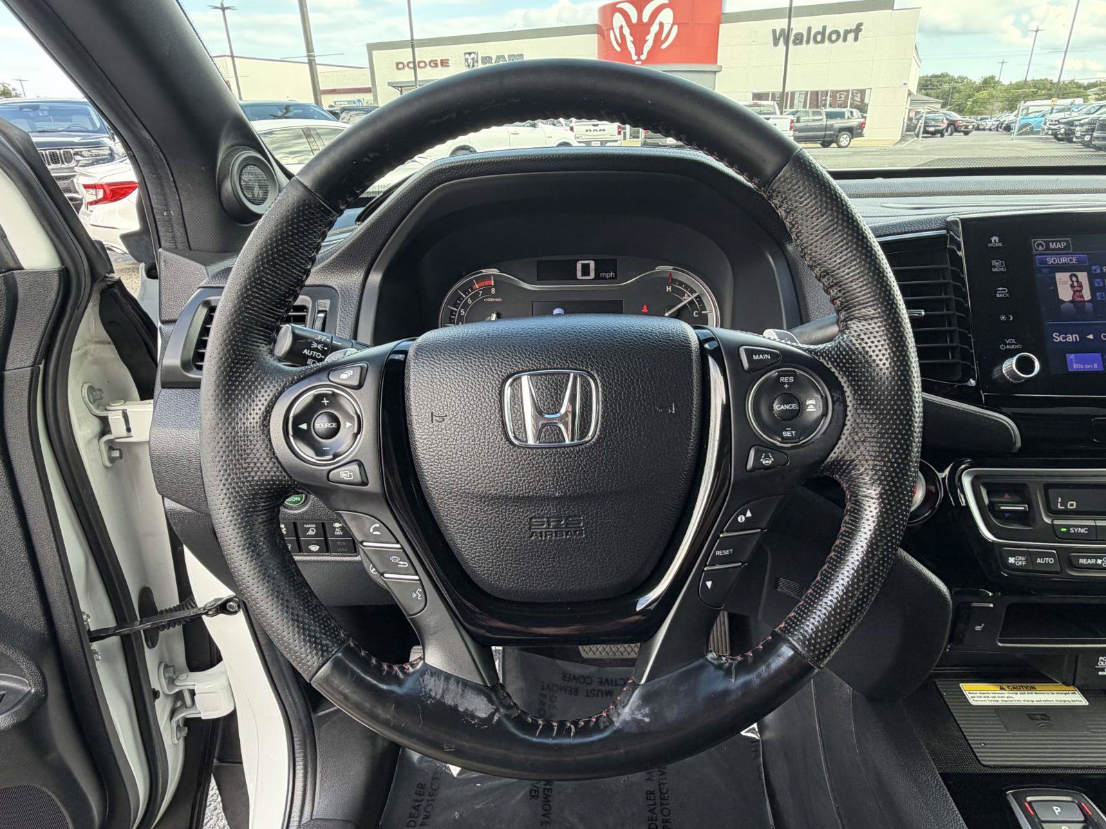 Used 2022 Honda Ridgeline Black Edition image 15