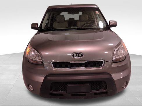 Used 2011 Kia Soul ! w/ Premium Pkg image 9