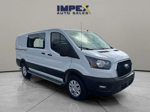 Used 2023 Ford Transit 250 Low Roof w/ Exterior Upgrade Package image 7