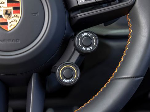 Used 2025 Porsche 911 GT3 RS image 41