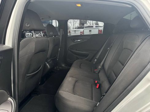 Used 2020 Chevrolet Malibu RS image 28