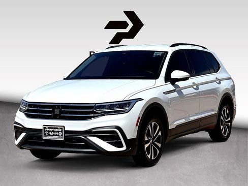 Certified 2024 Volkswagen Tiguan S FWD image 4