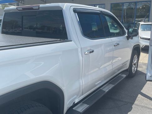 Used 2019 GMC Sierra 1500 SLT w/ SLT Premium Package AWD/4WD image 10