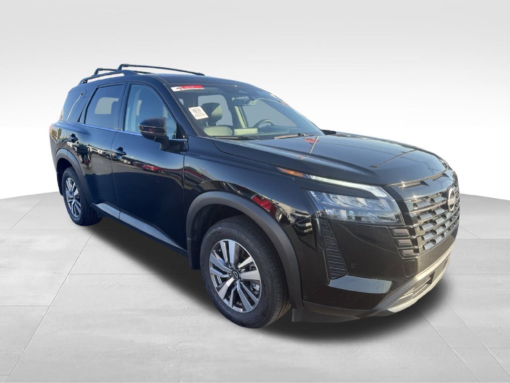 Used 2026 Nissan Pathfinder SL FWD image 14