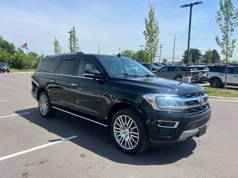 Used 2023 Ford Expedition Max Limited AWD/4WD image 3
