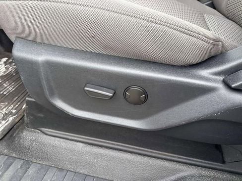 Used 2022 Ford F250 XLT w/ XLT Premium Package image 27