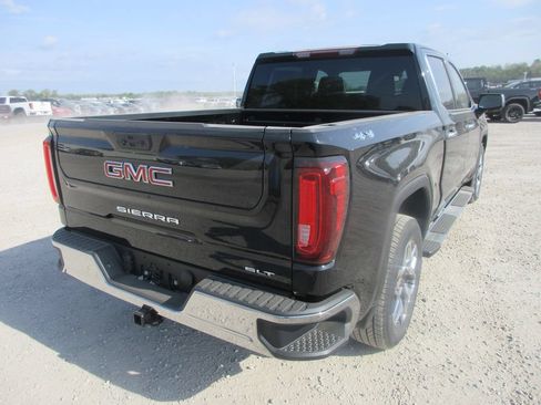 New 2026 GMC Sierra 1500 SLT w/ SLT Premium Package AWD/4WD image 5