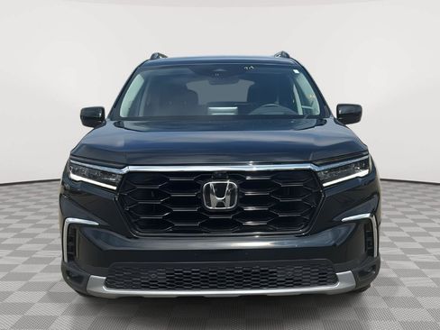 Certified 2025 Honda Pilot Elite image 24