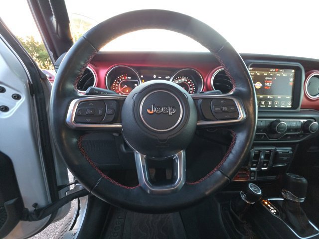 Used 2022 Jeep Wrangler Rubicon w/ LED Lighting Group AWD/4WD image 18