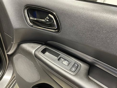 Used 2019 Dodge Durango GT image 36