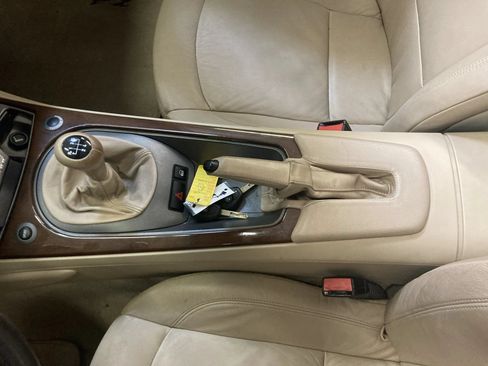 Used 2003 BMW Z4 2.5i RWD image 33