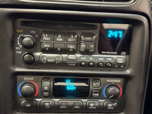 Used 2004 Chevrolet Corvette Z06 w/ Z06 Preferred Equipment Group RWD image 20