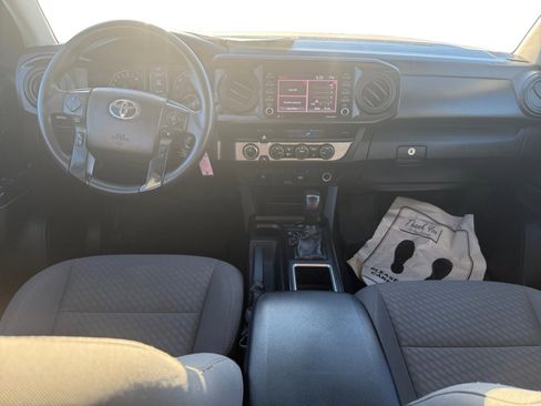 Used 2021 Toyota Tacoma SR AWD/4WD image 15