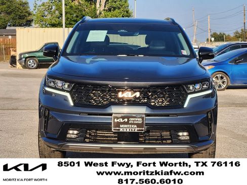 Certified 2023 Kia Sorento SX AWD/4WD image 2
