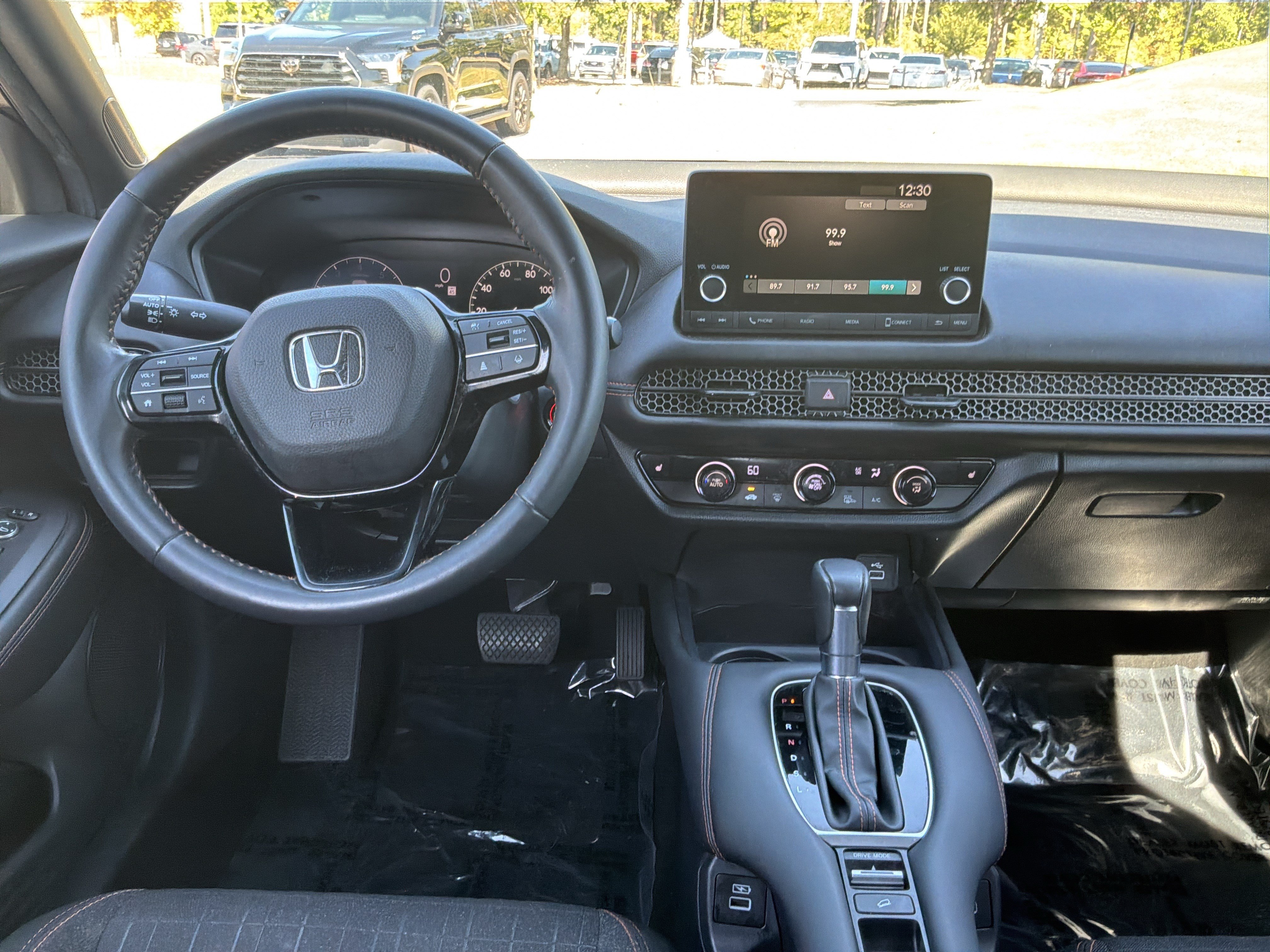 Used 2023 Honda HR-V Sport image 28