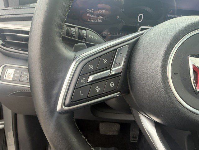 Used 2025 Buick Enclave Avenir w/ Super Cruise Package AWD/4WD image 17