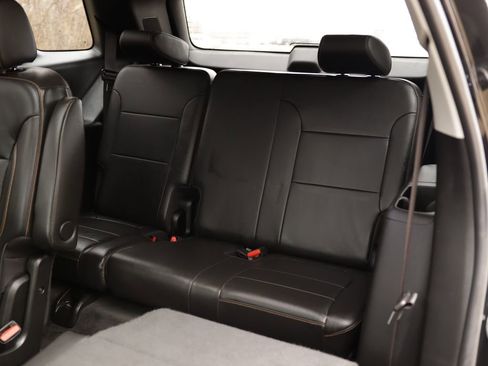 Used 2020 Chevrolet Traverse Premier w/ Redline Edition image 32