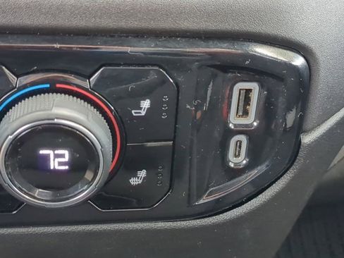 Used 2025 Chevrolet Silverado 1500 LT image 22