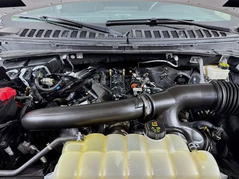 Certified 2022 Ford Expedition Max XLT image 35