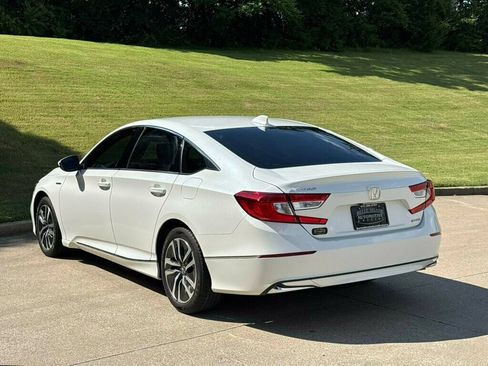 Used 2019 Honda Accord EX image 3
