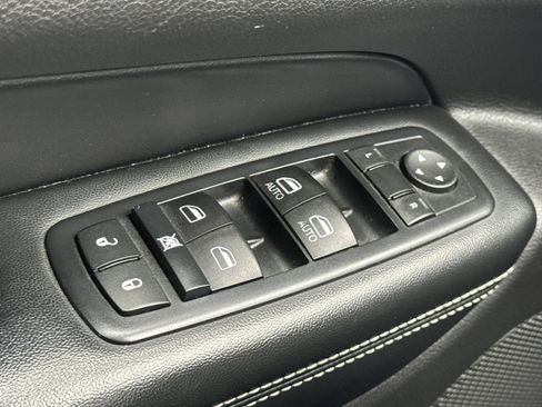 Used 2015 Jeep Grand Cherokee Limited image 13