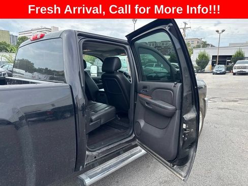 Used 2011 Chevrolet Silverado 2500 LTZ w/ LTZ Plus Package AWD/4WD image 24
