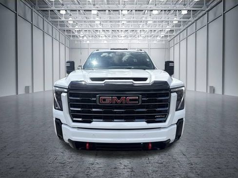 Used 2025 GMC Sierra 2500 AT4 w/ Max Trailering Package AWD/4WD image 8