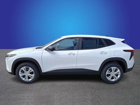 New 2026 Chevrolet Trax LS image 4