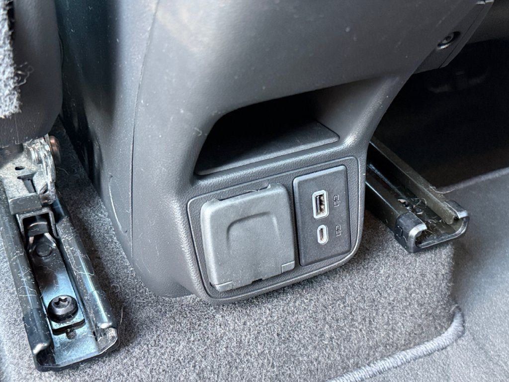 Used 2022 Chevrolet TrailBlazer LT w/ Convenience Package FWD image 33